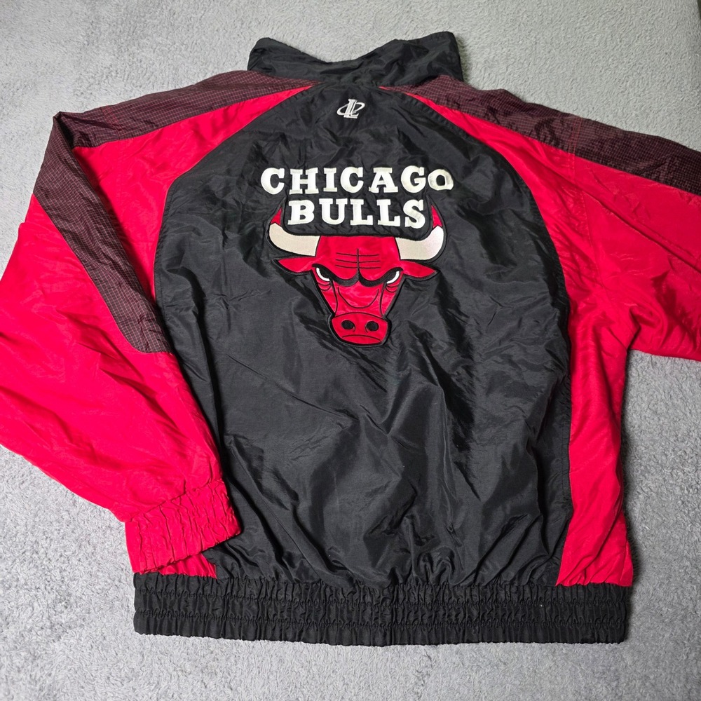 Logo Athletic Mens XL Chicago Bulls Windbreaker Black Red Vintage 90s NBA Jacket